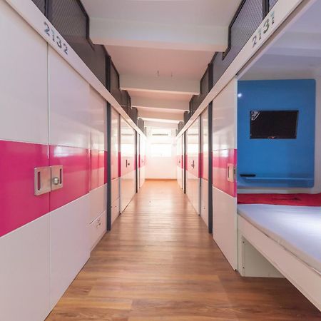 Reddoorz Hostel At Kiara Cozy Kircon 반둥 외부 사진