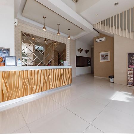 Reddoorz Hostel At Kiara Cozy Kircon 반둥 외부 사진