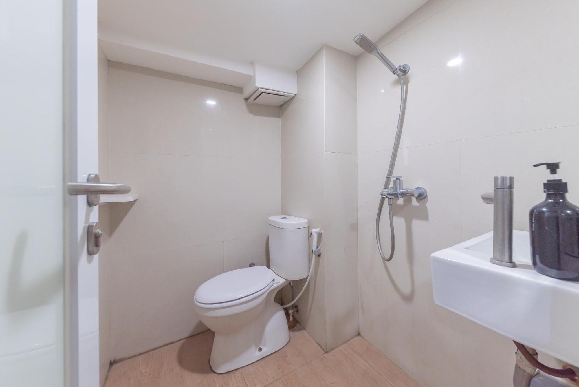 Reddoorz Hostel At Kiara Cozy Kircon 반둥 외부 사진
