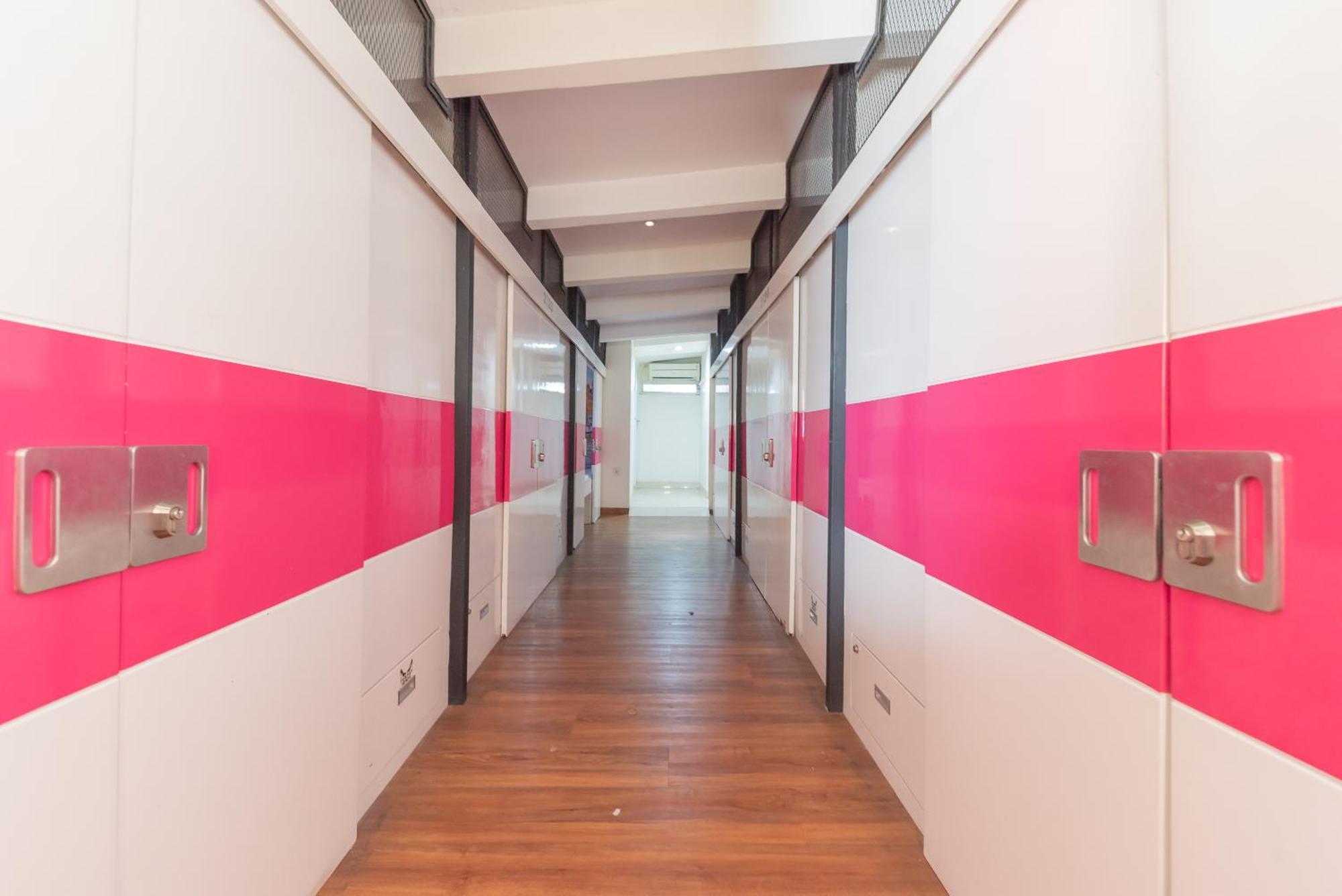 Reddoorz Hostel At Kiara Cozy Kircon 반둥 외부 사진