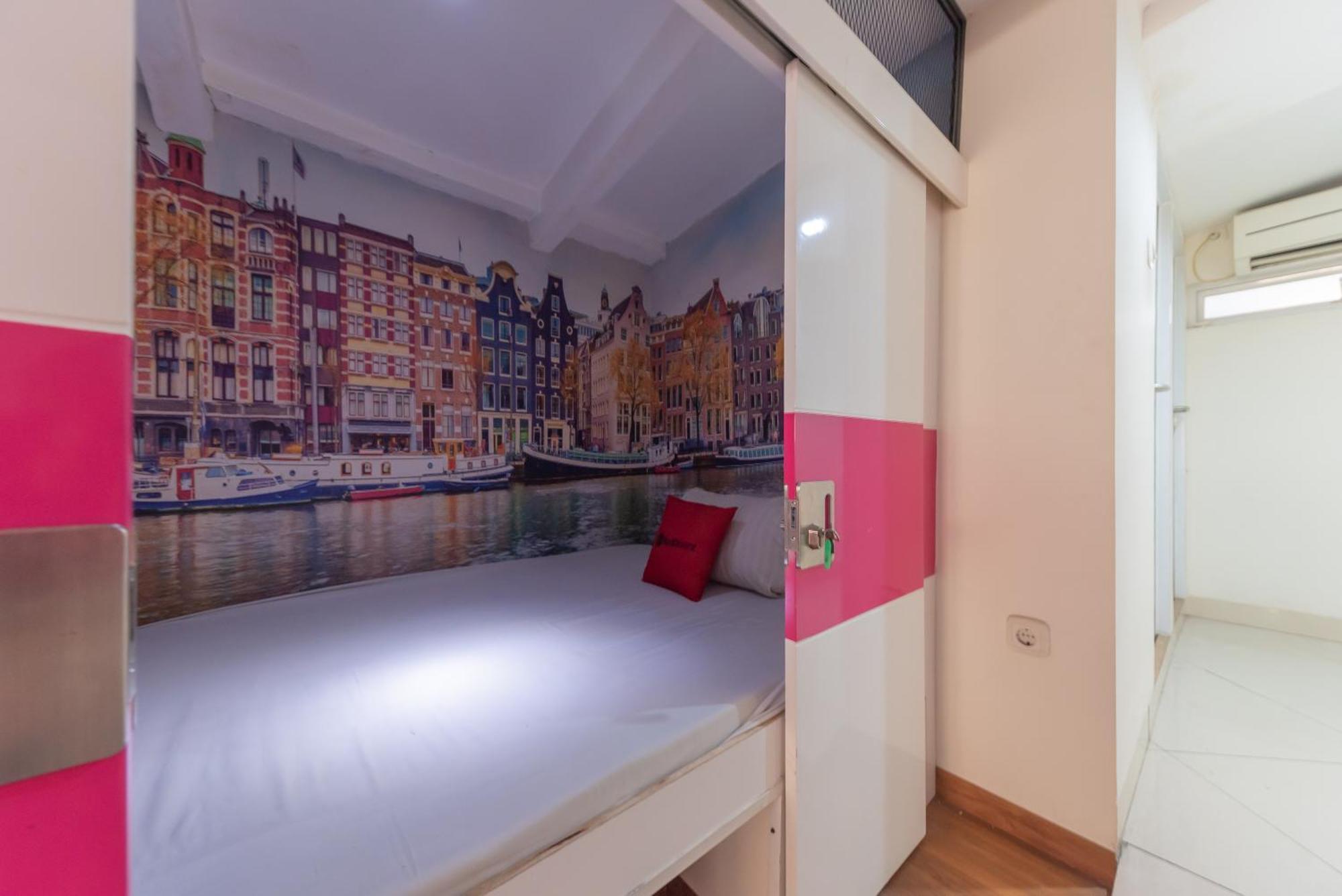 Reddoorz Hostel At Kiara Cozy Kircon 반둥 외부 사진